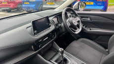 Nissan Qashqai 1.3 DiG-T MH Acenta Premium 5dr Petrol Hatchback